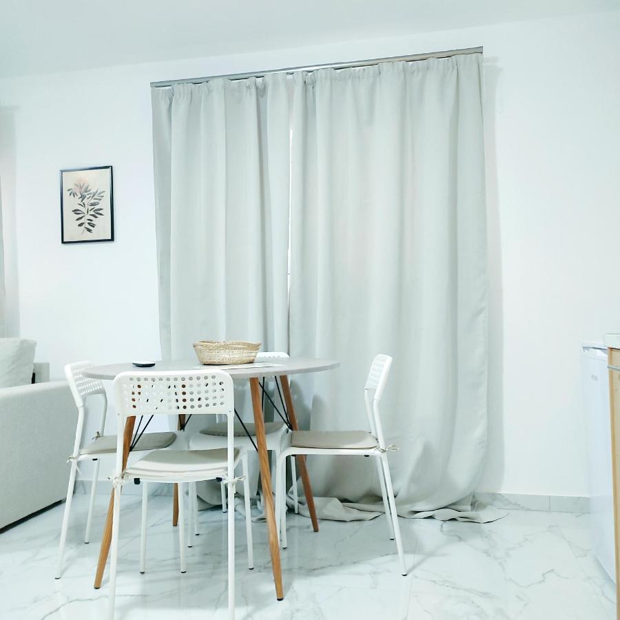 Апартаменти Unique By Perfect-Living Ιωάννινα Екстер'єр фото